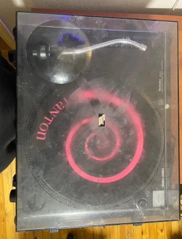 Technics 1210mk2 black +dustcover