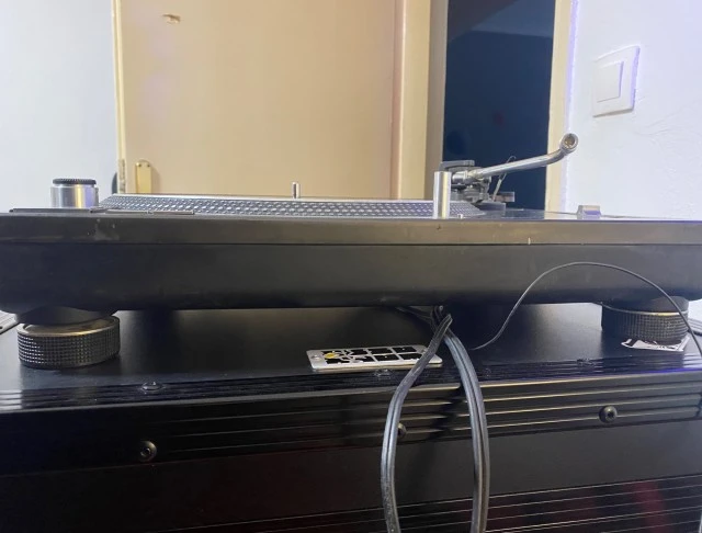 Technics 1210mk2 black +dustcover