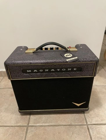 Price Drop Magnatone Baby Slash M-80 12W