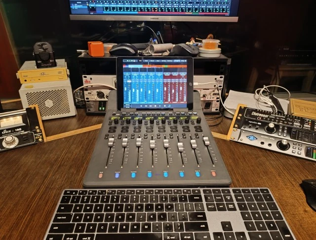 Avid S1