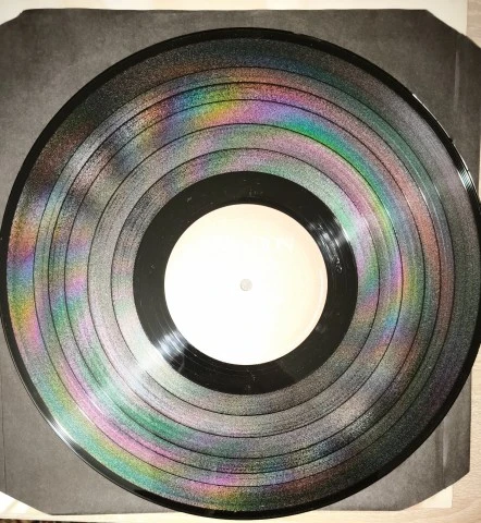 My Bloody Valentine - Isn't Anything (19