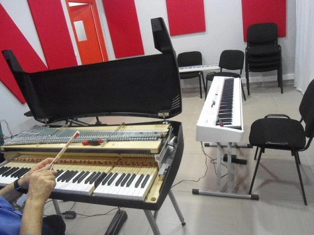 Fender Rhodes 