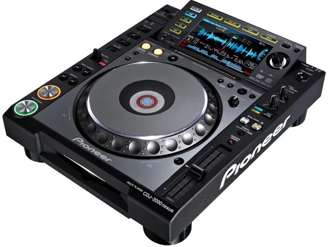 Ζευγάρι CDJ 2000NXS + Decksavers