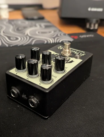 Earthquaker Devices Afterneath
