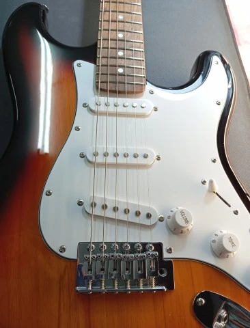 Axxion Standard Stratocaster