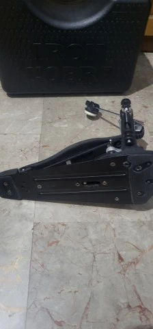 Tama iron cobra 900