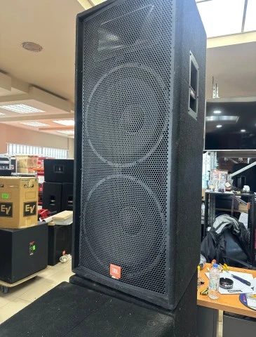 JBL jrx115