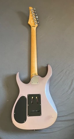  Washburn electric guitar &amp; Soft cas