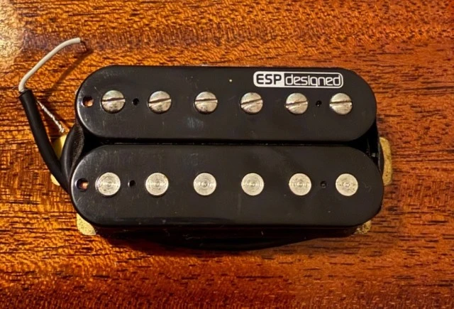 Esp designed μαγνήτης Neck 