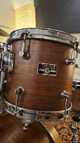 - ΝΕΑ ΤΙΜΗ - Drums Gabriel