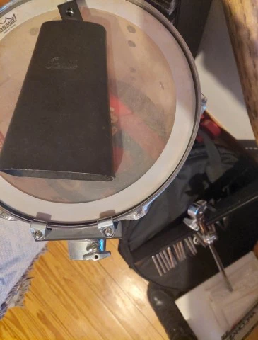 Pearl rock cowbell