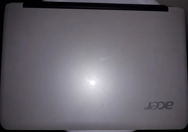 Acer Aspire One ZA3 - Windows XP - Vintage