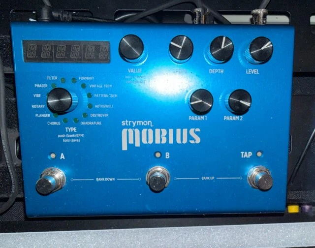 Strymon Mobius