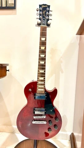 Gibson Les Paul Studio, Wine Red Satin, 