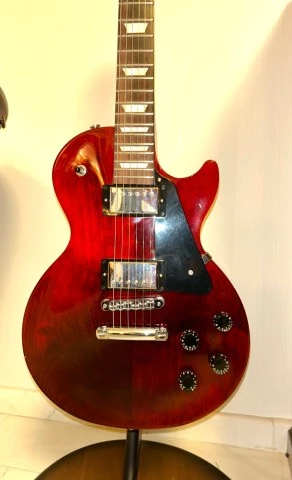 Gibson Les Paul Studio, Wine Red Satin, 