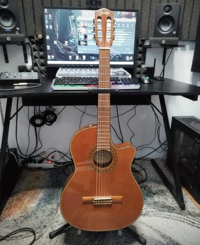 Fender Thinline CN-140SCE - Ηλεκτροκλασσ