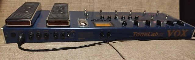 Πεταλιερα vox tonelab se