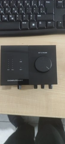 Komplete Audio 2