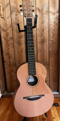 Sheeran by lowden W03 
