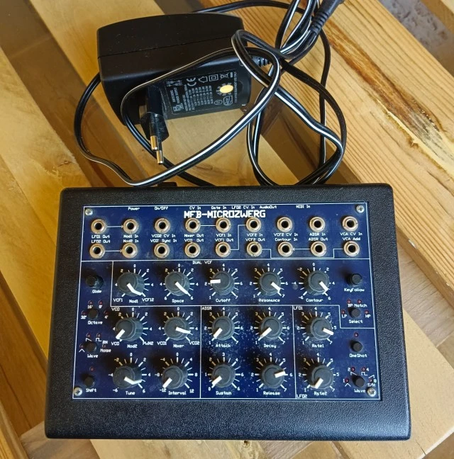 MFB Microzwer