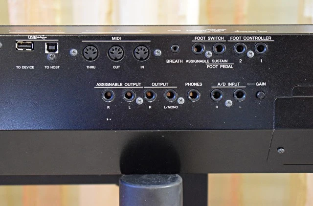 Yamaha S90 ES