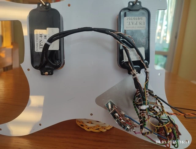 Schaller Godin LGX pickups on a pre wire