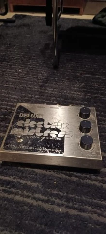 Electro-Harmonix Deluxe Electric Mistres