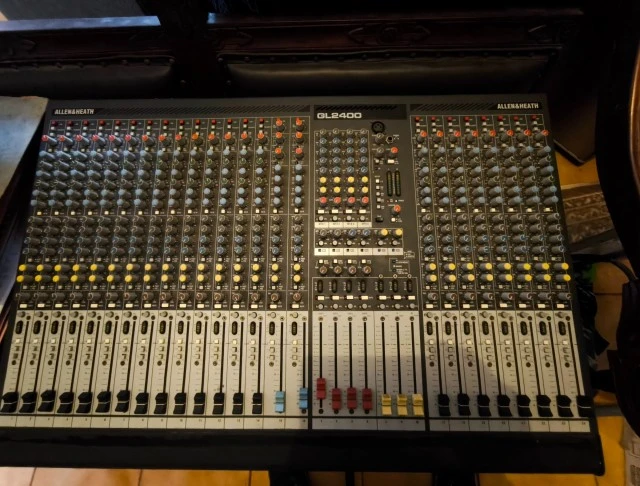 Allen&Heath GL2400