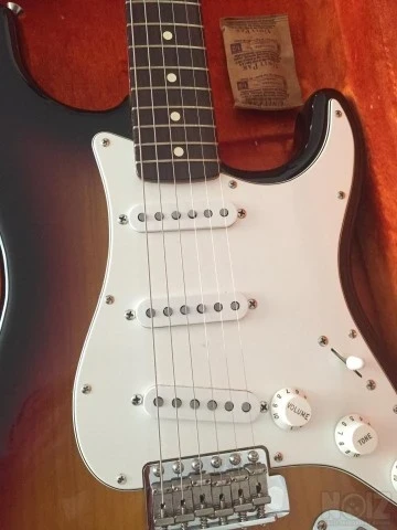 Fender American Vintage Reissue 70s Stra