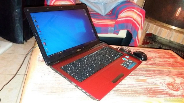 Laptop ASUS i3 15.5 LED