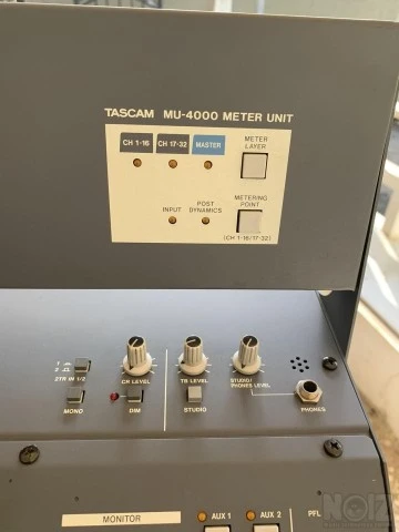 Mixer Tascam