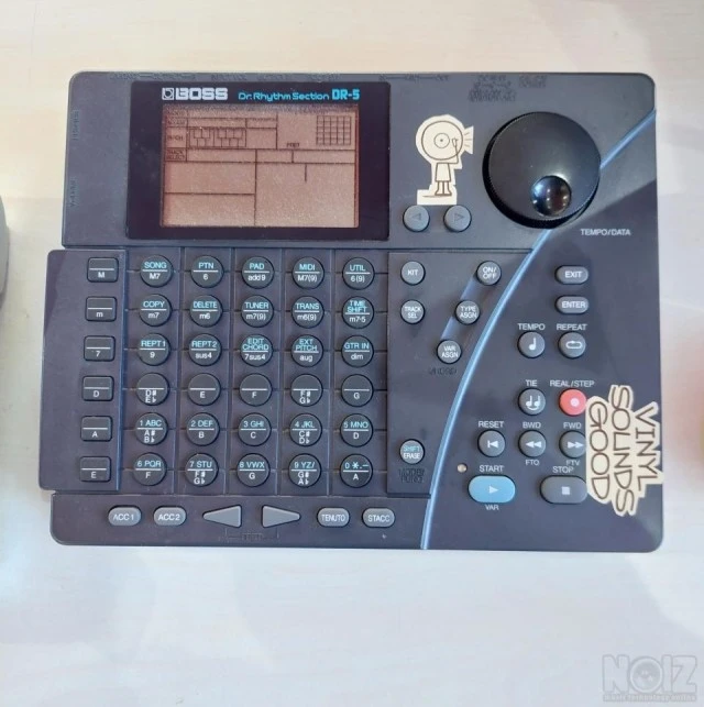 Boss Dr. Rhythm DR-5