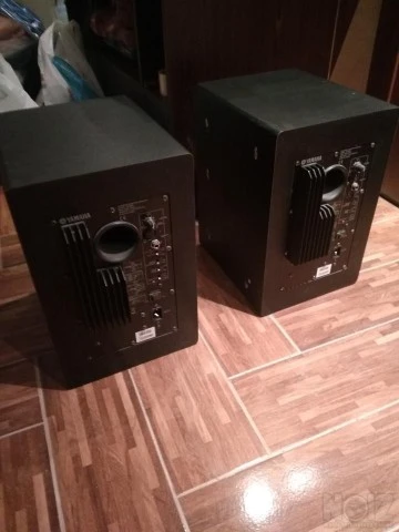 YAMAHA HS8m