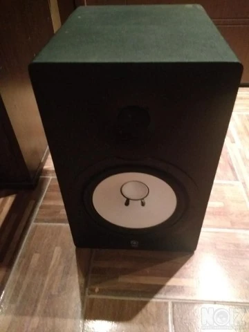 YAMAHA HS8m