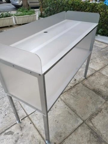 Τραπέζι DJ