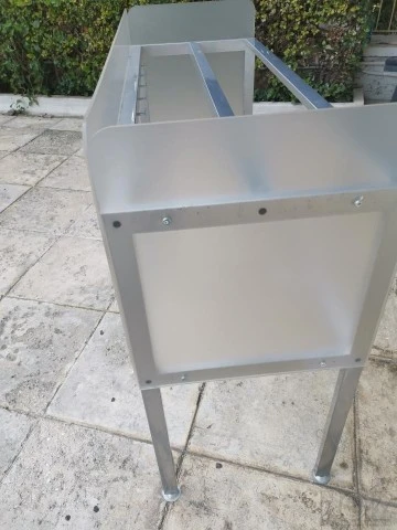 Τραπέζι DJ