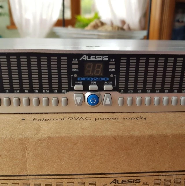 Alesis DEQ 230