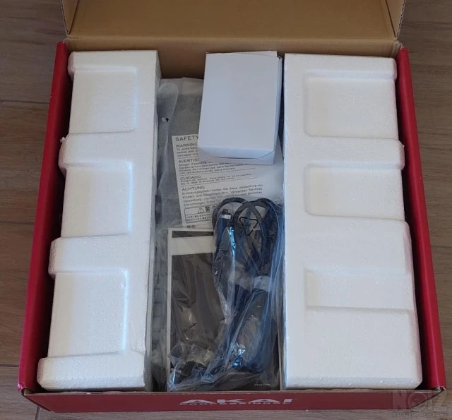 AKAI FORCE MIDI CONTROLER