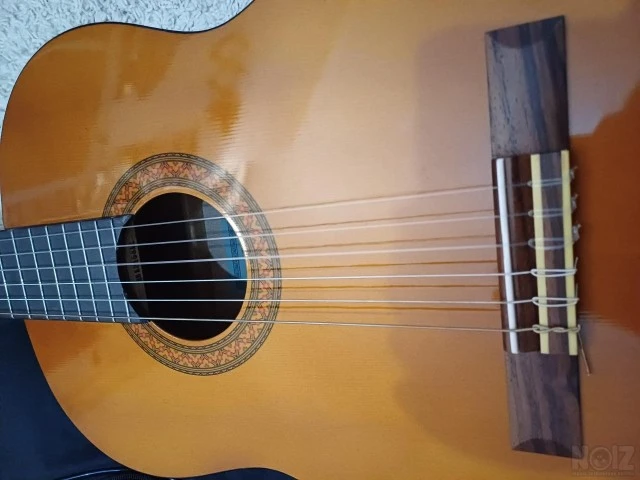 Κλασσική κιθάρα yamaha