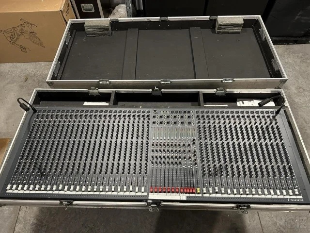 Soundcraft Spirit 40CH Monitor MKII