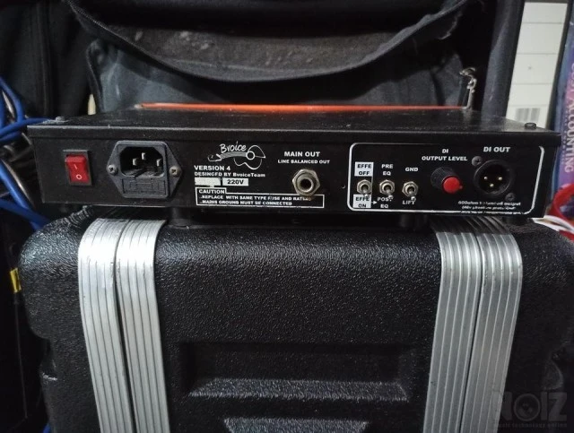 Bvoise preamp μπουζουκιού