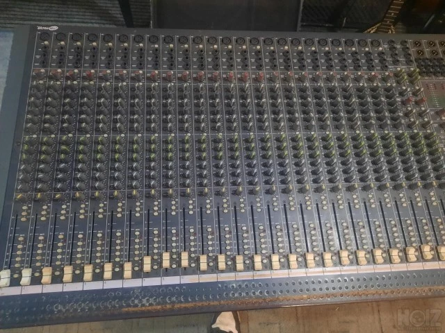 SoundCraft SPIRIT LIVE 4²