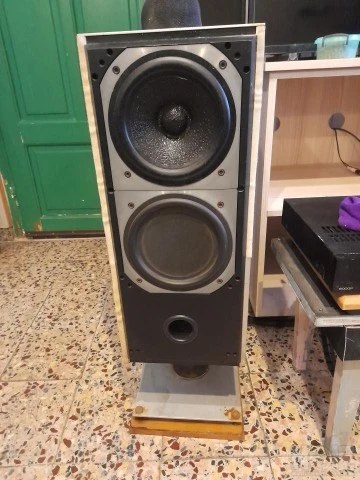 Ηχεία B & W DM7