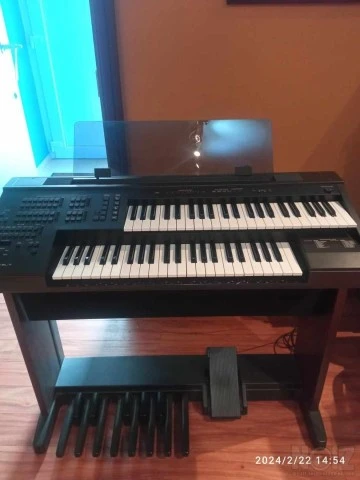 Yamaha Electone EL-7