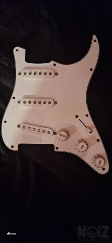 Pickguard + pickups fender stratocaster 