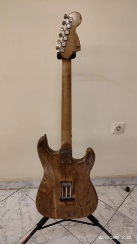 Squier by Fender Stratocaster Left Hande