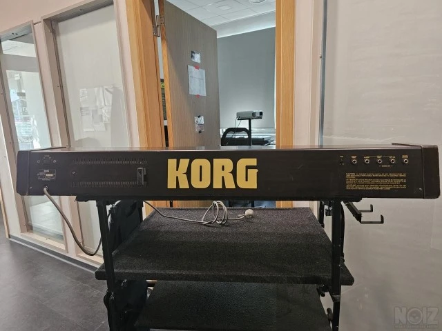 Korg EPS-1
