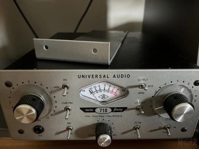 Universal Audio 710 Twin-Finity