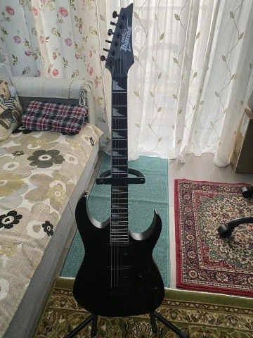 Ibanez κιθάρα