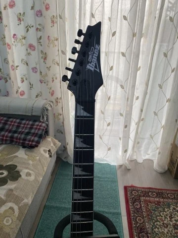 Ibanez κιθάρα